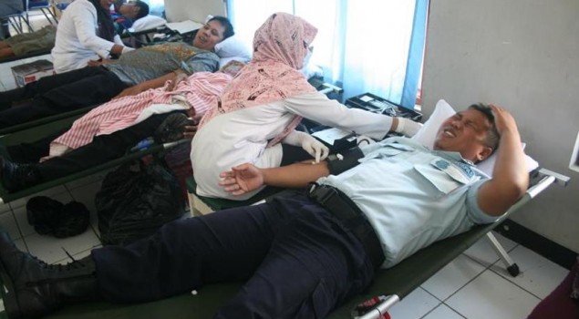 KELUARGA BESAR LAPAS SLAWI DONOR DARAH