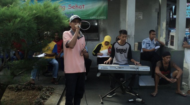 LOMBA KARAOKE MERIAHKAN HUT RI KE-69 DI LAPAS CIAMIS