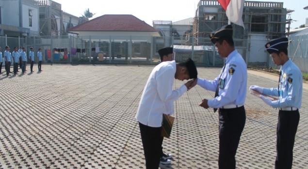 BERLANSUNG SEDERHANA, PERINGATAN HUT RI KE-69 DI LAPAS ANAK BANDUNG BERJALAN HIKMAD