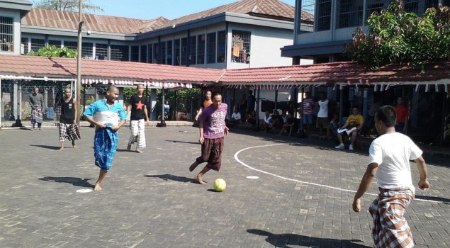 MERIAHKAN HUT KEMERDEKAAN RI, WARNA LAPAS NARKOTIKA SUNGGUMINASA MAIN FUTSAL PAKAI SARUNG
