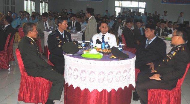 TAMU DI RUTAN KOTA BUMI LEBIH BANYAK DARI PEGAWAI