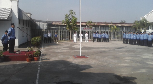 Petugas Lapas Cirebon Laksanakan Upacara Kesadaran Nasional