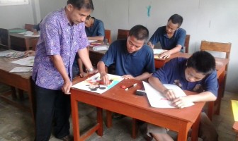 GANDENG REPUBLIK SEPUR, LAPAS ANAK KUTOARJO MENJARING BAKAT MELUKIS ANDIKPAS