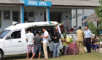 MINAT BACA TINGGI, LAPAS PANGKALPINANG DATANGKAN MOBIL PERPUSTAKAAN