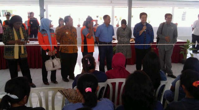 KETUA KPU PUSAT DAN KETUA KOMISI II DPR RI TINJAU PELAKSANAAN PILGUB JATENG DI LAPAS WANITA SEMARANG