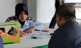 CEGAH PENULARAN HIV, LAPAS SEMARANG OPTIMALKAN LAYANAN VCT