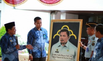 LUKISAN KARYA WBP BUAT TAKJUB KAKANWIL KALTIM