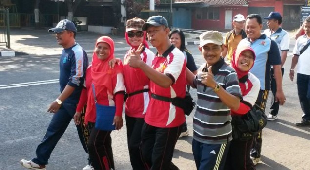 PETUGAS RUTAN BANTUL MERIAHKAN JALAN SANTAI HDKD