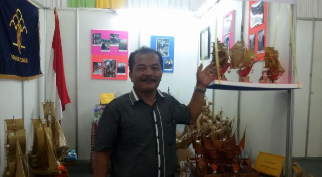 STAND LAPAS RANTAUPRAPAT MERIAHKAN FESTIVAL HUT LABUHANRATU