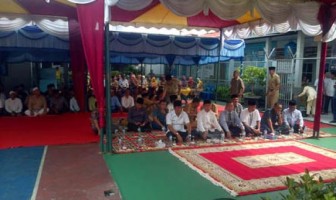 Bupati Rohil Anjang Sana ke Rumah Tahanan