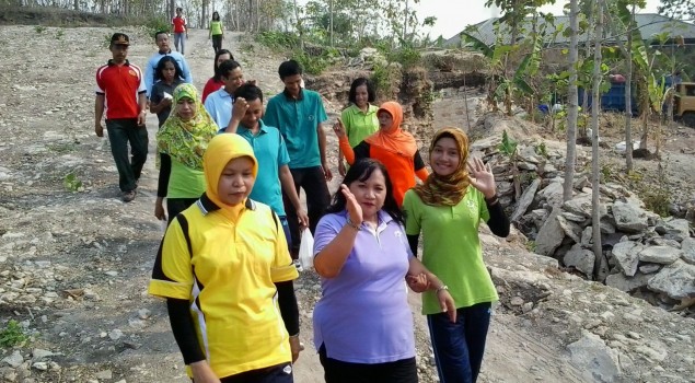 JUMAT SEHAT, PEGAWAI RUTAN BANTUL DAKI BUKIT