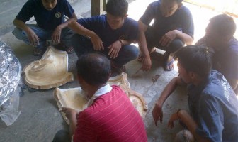 PETUGAS RUTAN BANTUL LATIH WBP BUAT GERABAH
