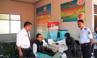 Periksa Penyalahgunaan, Penghuni LP Dites Urine