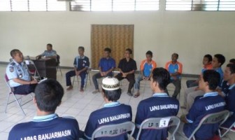 SATU ORANG PK BAPAS BANJARMASIN BIMBING RATUSAN KLIEN