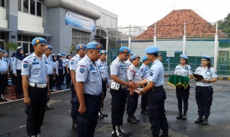 14 Petugas Rutan Klas I Jakarta Pusat Terima Penghargaan P4GN