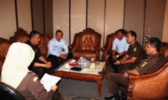 Berita Acara Eksekusi Napi Terlambat, Kadiv PAS Kalsel Sambangi Kajari Banjarmasin