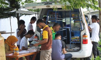 WBP Lapas Pangkalpinang Serbu Mobil Perpustakaan