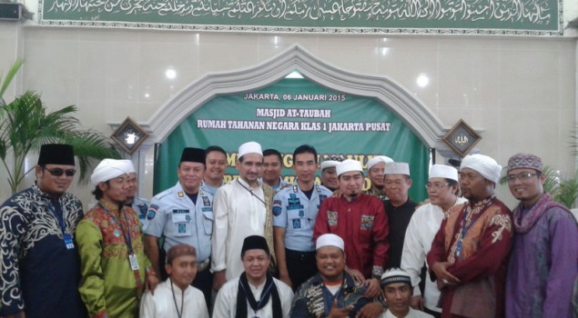 Tausyiah Ustad Solmed Isi Peringatan Maulid Nabi di Rutan Salemba