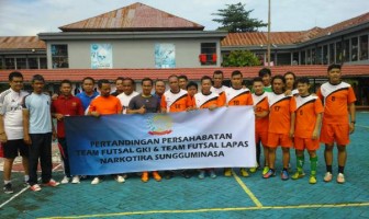 Lapas Narkotika Sungguminasa Lakoni Futsal Persahabatan dengan GKI Makassar