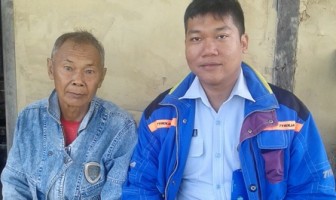 Petugas PK Pos Bapas Nunukan Perhatikan Klien Yang Sudah Bebas