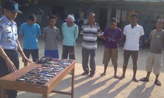 Rutan Balige Musnahkan HP Hasil Razia