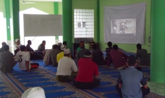 Lapas Narkotika Samarinda Fasilitasi WBP Nonton Film Bersama