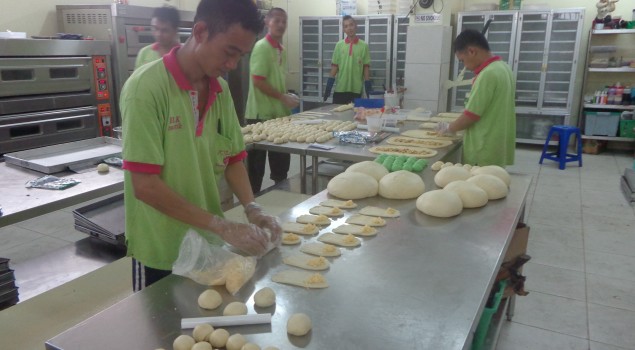 Lapas Khusus Narkotika Cipinang, Produksi 3000 Roti dengan Alat Sewa