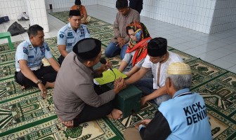 Akad Nikah Dibalik Jeruji Lapas Watampone