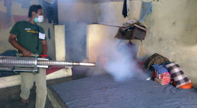 Antisipasi DBD, Lapas Mojokerto Inisiatif Lakukan Fogging