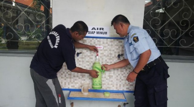 WBP Lapas Lamongan Kini Bisa Nikmati Air Siap Minum Tanpa Rebus