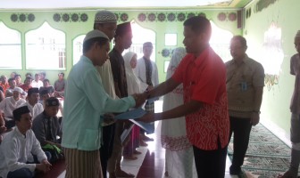 37 WBP RUTAN KOLAKA TERIMA SERTIFIKAT PENGAJIAN