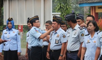 21 Pegawai Lapas Pangkalpinang Disematkan Pangkat Baru