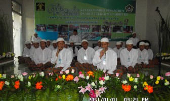 Lapas Cilacap Wisuda Santri Angkatan Ke 2  Pesantren Daarut  Taubah Wattarbiyah