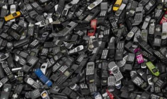 Lapas Kelas IIB Kota Tegal Musnahkan Belasan Handphone Napi