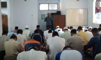 Petugas dan WBP Rutan Cirebon Rutin Laksanakan Sholat Dhuha Bersama