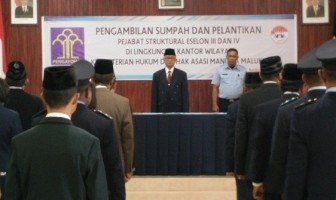 Kakanwil Maluku Lantik 21 Pejabat Baru