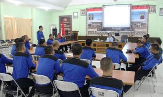 Jadi Penceramah Diklat, Kadivmin Kalsel Paparkan ORTA Kumham