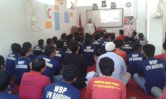 Pegawai dan WBP Lapas Narkotika Bandung Ikuti Seminar Motivasi