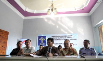 Penunggak Pajak Disandera di Rutan Banyumas