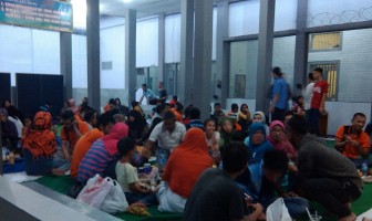 Tiap Sabtu, WBP Rutan Garut Buka Puasa Bersama Keluarga