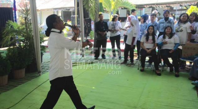 Ratusan Penghuni Lapas Bulu Bercengkerama dengan Didi Kempot