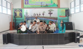 Grup Hadrah Rutan Ponorogo Ramaikan Acara Halal Bihalal
