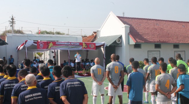 Kakanwil Jabar Buka Turnamen Futsal Wilayah III Cirebon
