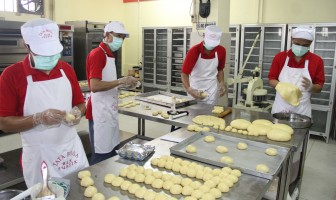 Mengintip Pabrik Roti Lapas Narkotika Jakarta