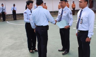 Naik Pangkat, Petugas LPKA Karangasem Diharap Tingkatkan Profesionalisme