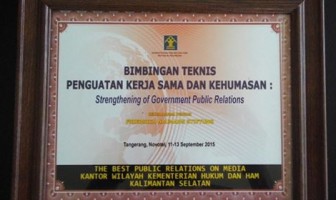 Kanwil Kalsel Raih Predikat The Best Public Relations on Media 2015