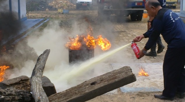 Ada Si Jago Merah di depan Gudang Berharga Rupbasan Banjarmasin