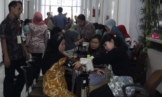 Rumah Sakit Pengayoman Diserbu Warga