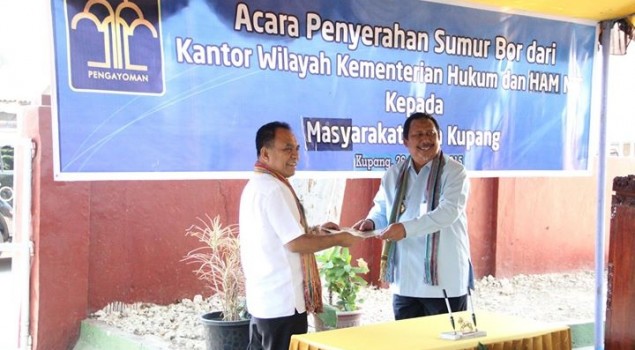 Gubernur Frans Puji Kepedulian Kanwil NTT Sumbang Sumur Bor