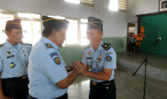 Kasubsi Pengelolaan Rutan Wonosari Disematkan "Bunga Matahari"